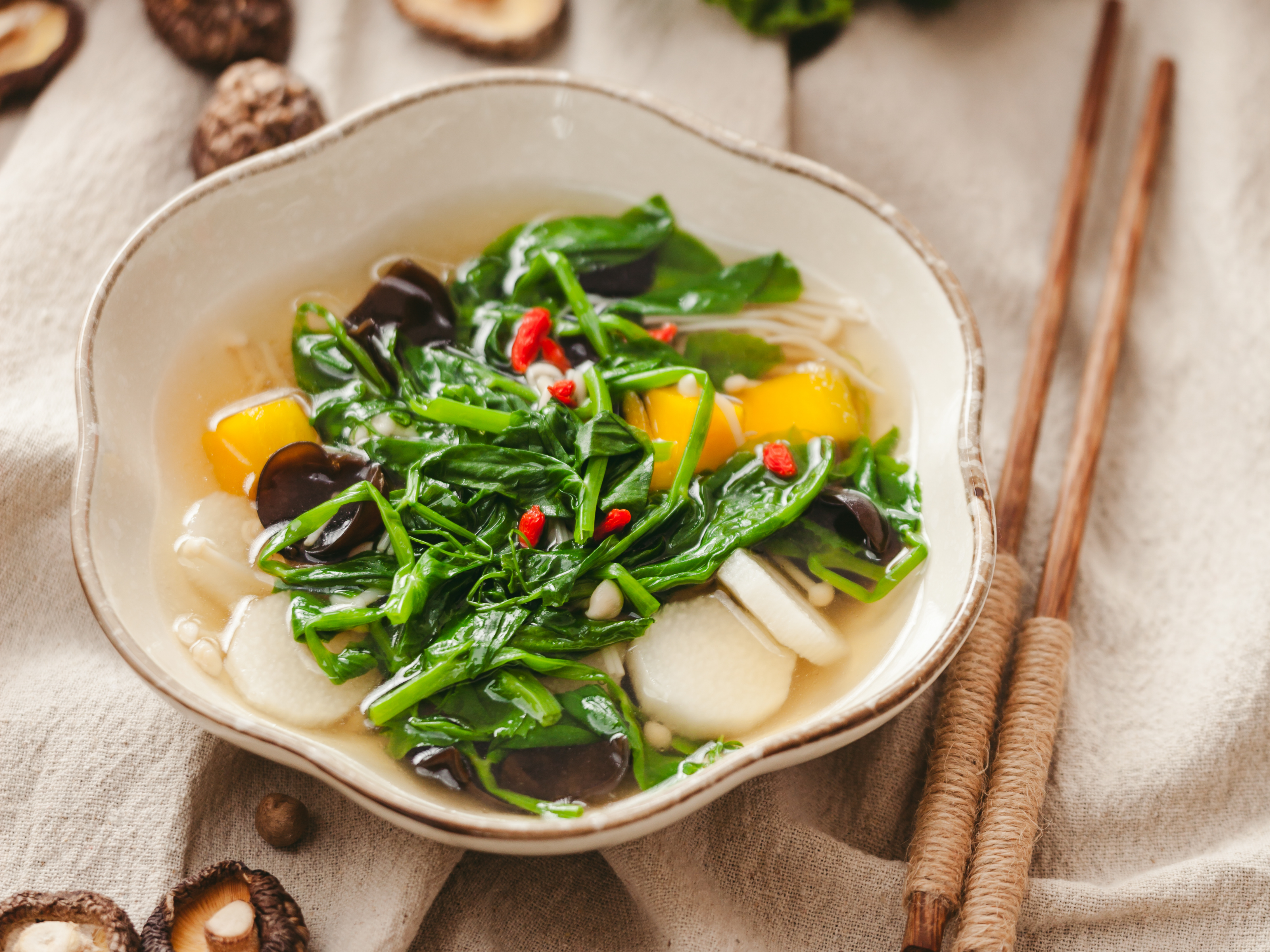 Chinese Spinach (Phuay Leng) 菠菜